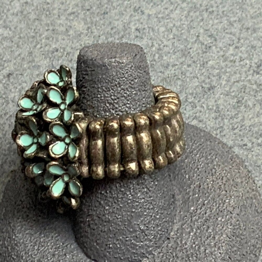 Flower Cluster Stretch Ring Size 6 Turquoise Blue Enamel Antiqued Silver Vintage - Picture 2 of 5